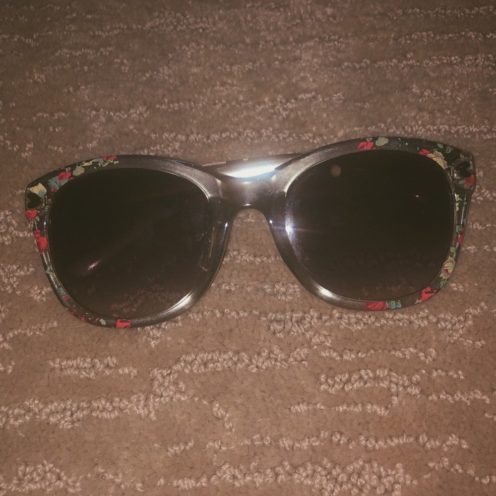 Floral Sunglasses From Francesca’s !!